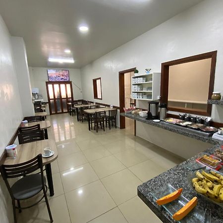Hotel Tres Passos - Prox Ao Aeroporto E Rodoviaria 포르투알레그리 외부 사진